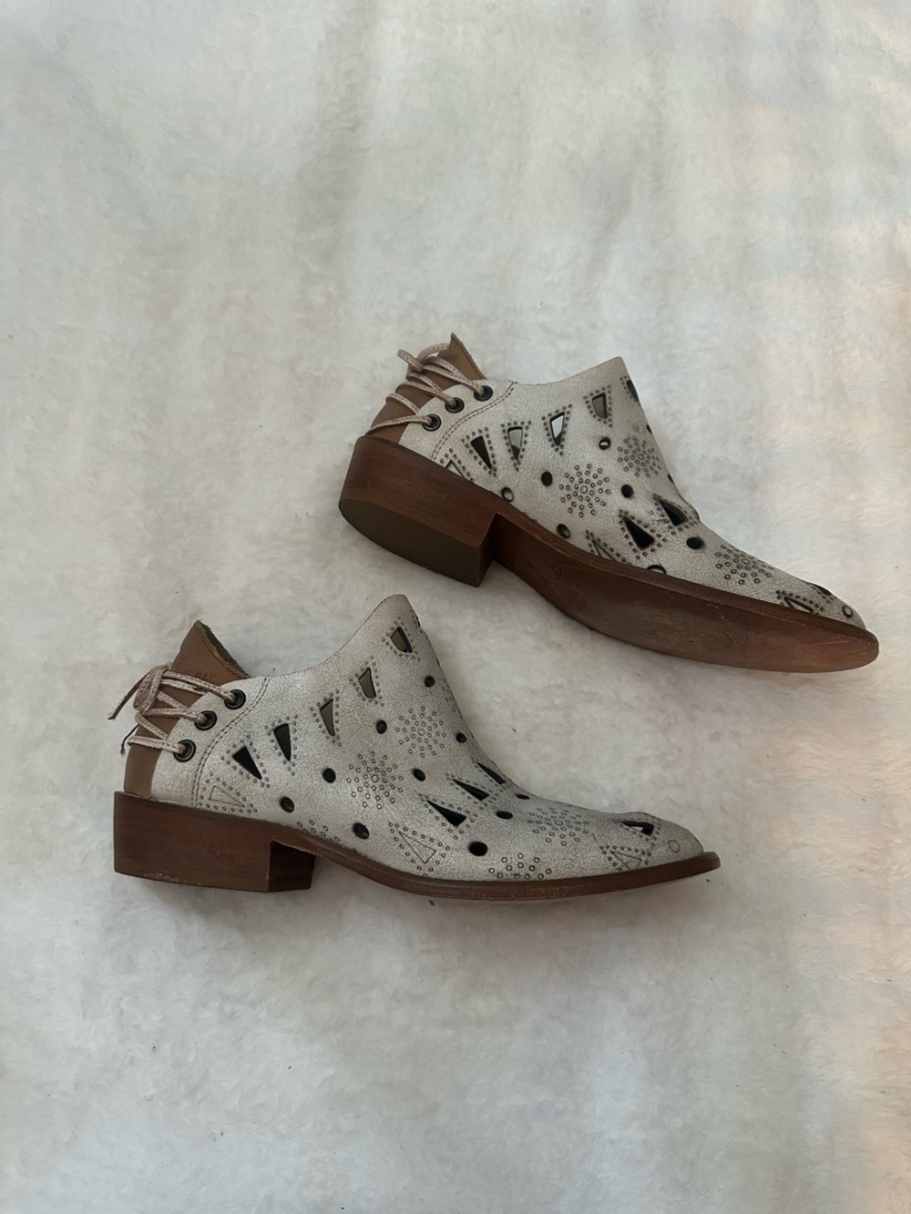 Musse & Cloud x Anthropologie Coolise Distressed Leather Ankle Booties 9 - Picture 6 of 11